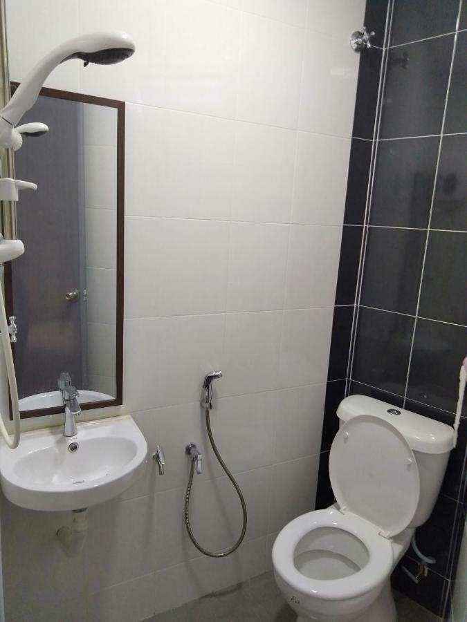 Purple Dream Home Teluk Panglima Garang Exterior photo