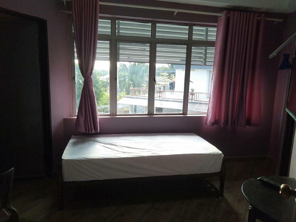 Purple Dream Home Teluk Panglima Garang Exterior photo