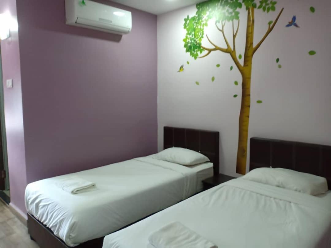 Purple Dream Home Teluk Panglima Garang Exterior photo